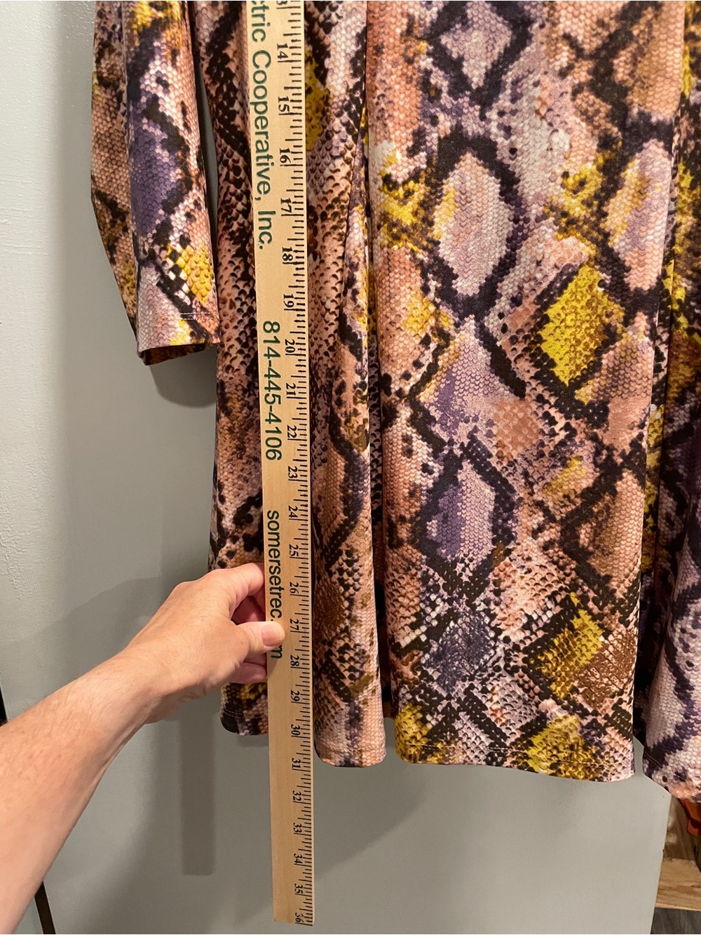 Attitudes by Renee Pink, Yellow & Purple Snake-Print Tunic size S - Picture 8 of 9